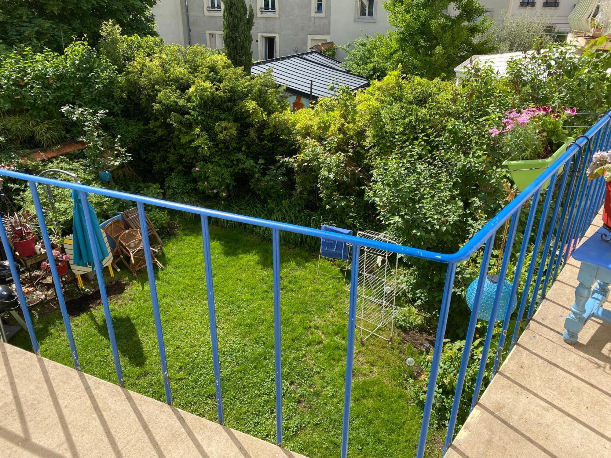 Haut De Jardin Dans Une Maison Ντιζόν Εξωτερικό φωτογραφία