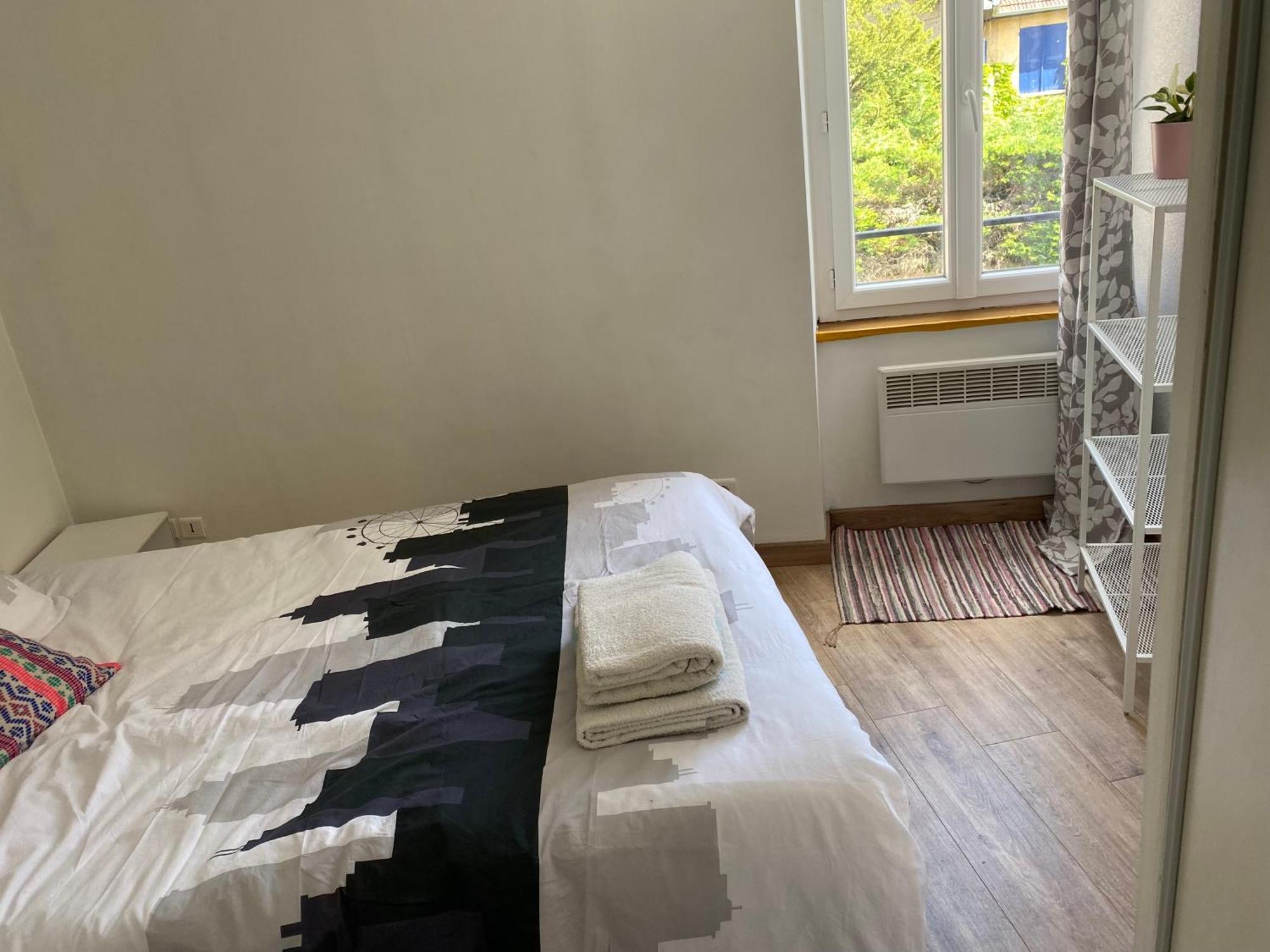 Haut De Jardin Dans Une Maison Ντιζόν Εξωτερικό φωτογραφία